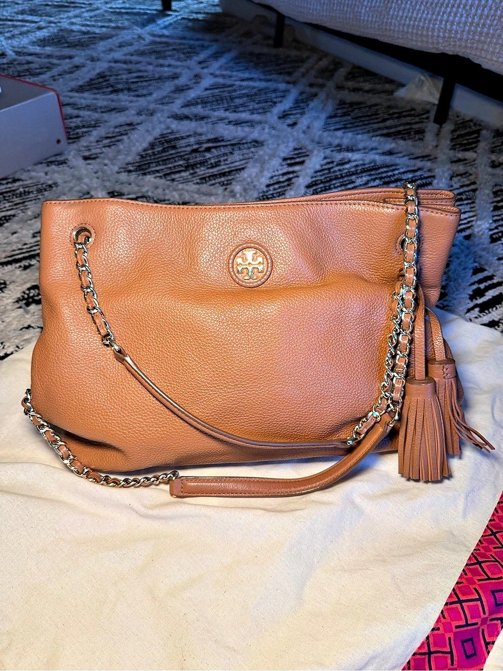 Tory Burch Leather-Texture Shoulder Bag in Brown